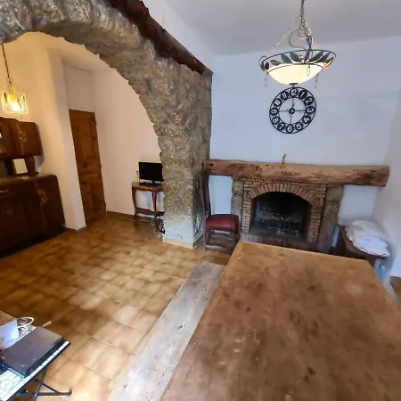 Maison De Caractere Avec Piscine 别墅 *